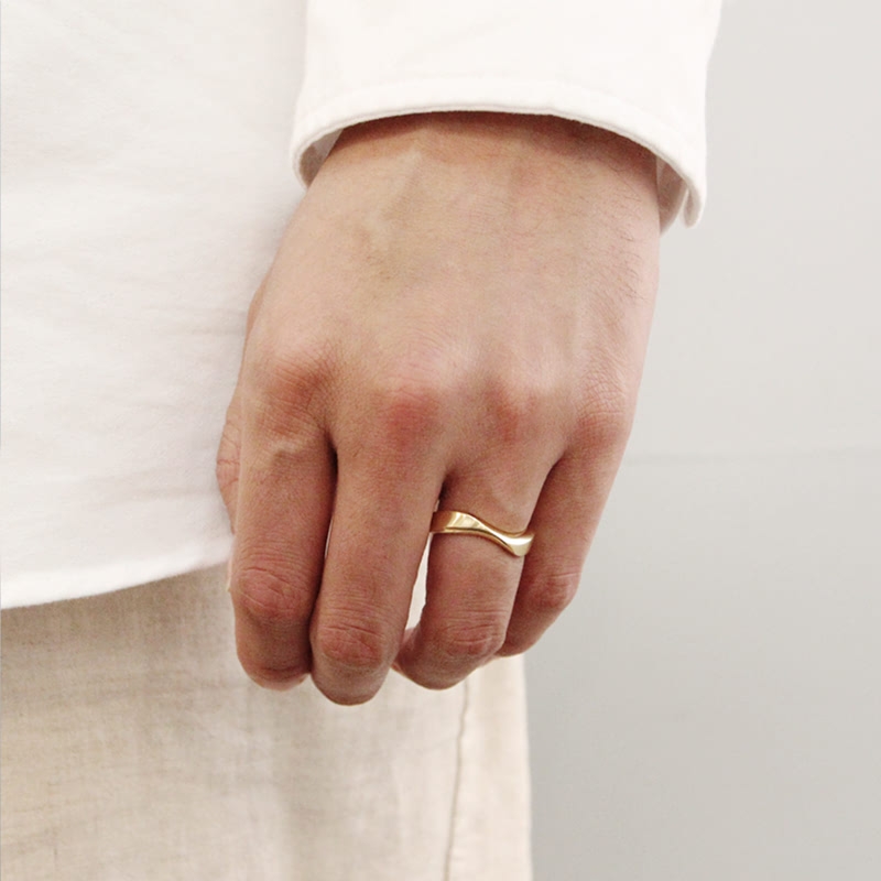 Stream wave II ring (L) 14k gold hairline