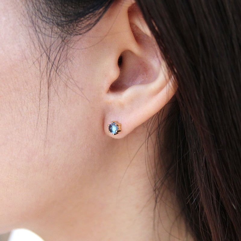 Dandelion earring blue topaz 0.3ct 14K gold