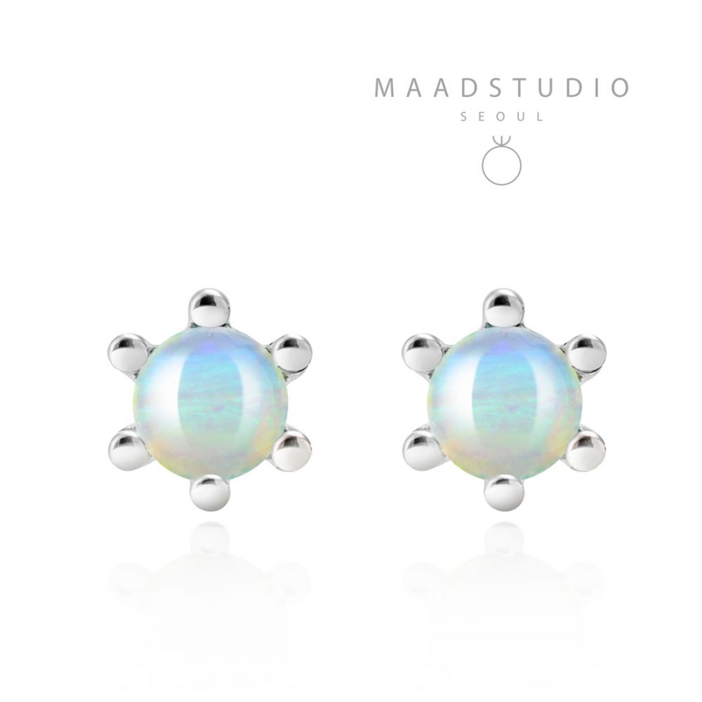 Dandelion earring opal 0.3ct 14K White gold