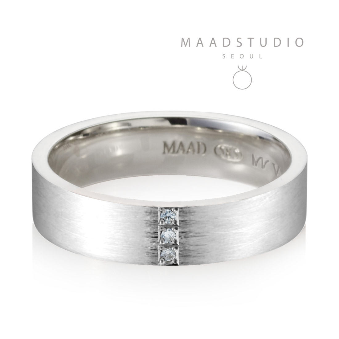 MR-V Flat band ring 4.7mm hairline, diamond 14k White gold