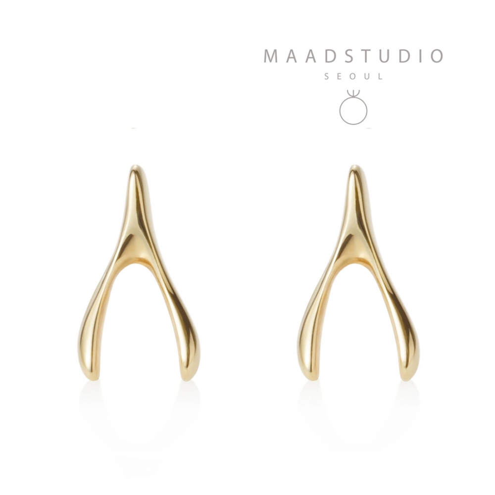 Wishbone earring 14k gold