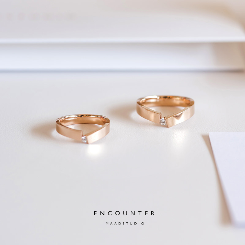 인카운터 커플링 (중+소) 14k 레드골드, CZ 0.07ct & 0.04ct