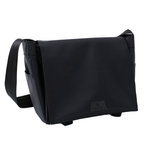 ZEFF BUCKLE MESSENGER BAG / BLACK