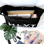 POST CANVAS MESSENGER BAG / BLACK