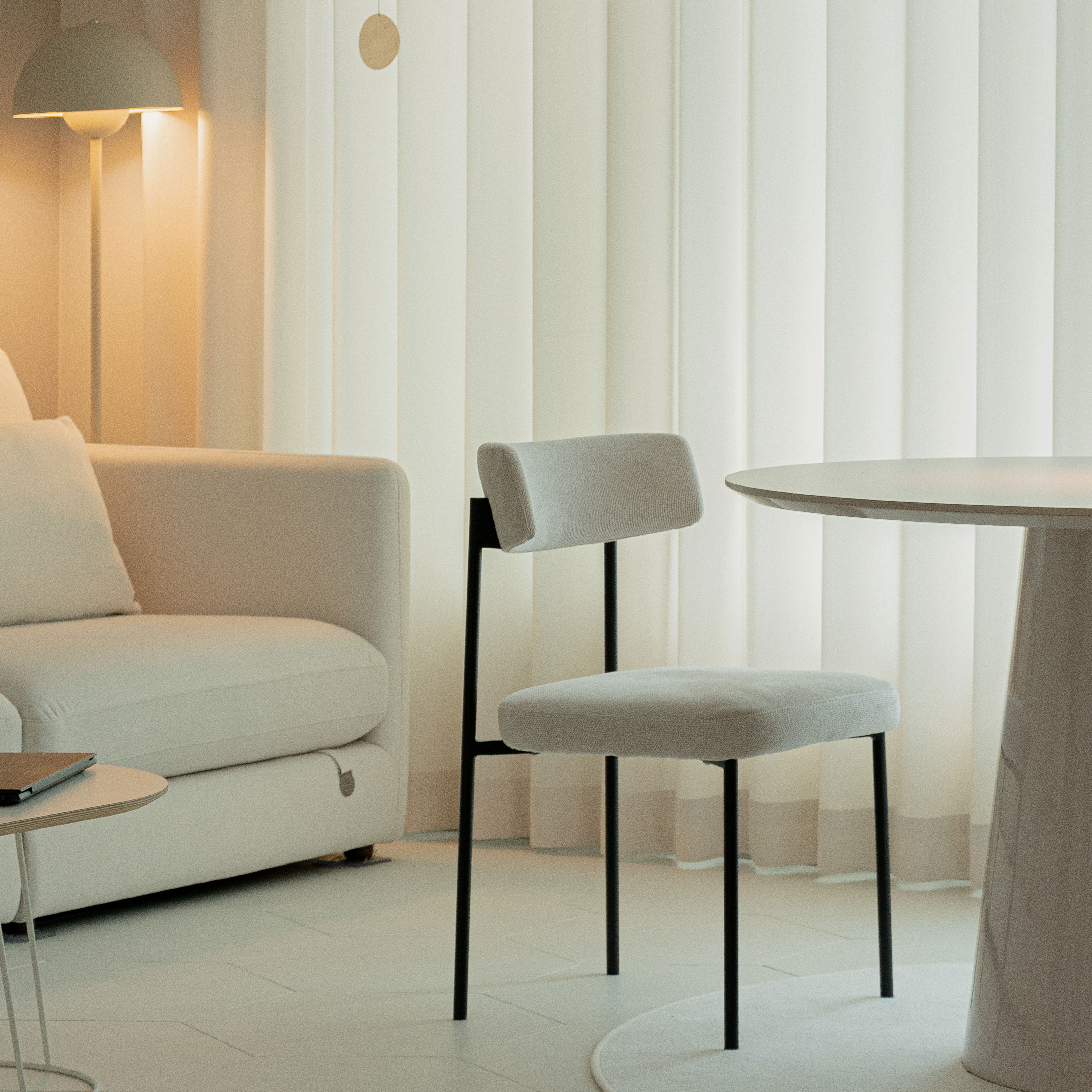 (11월특가) 헨지디자인 씨엘 라운드 패브릭 체어 (-11/16)