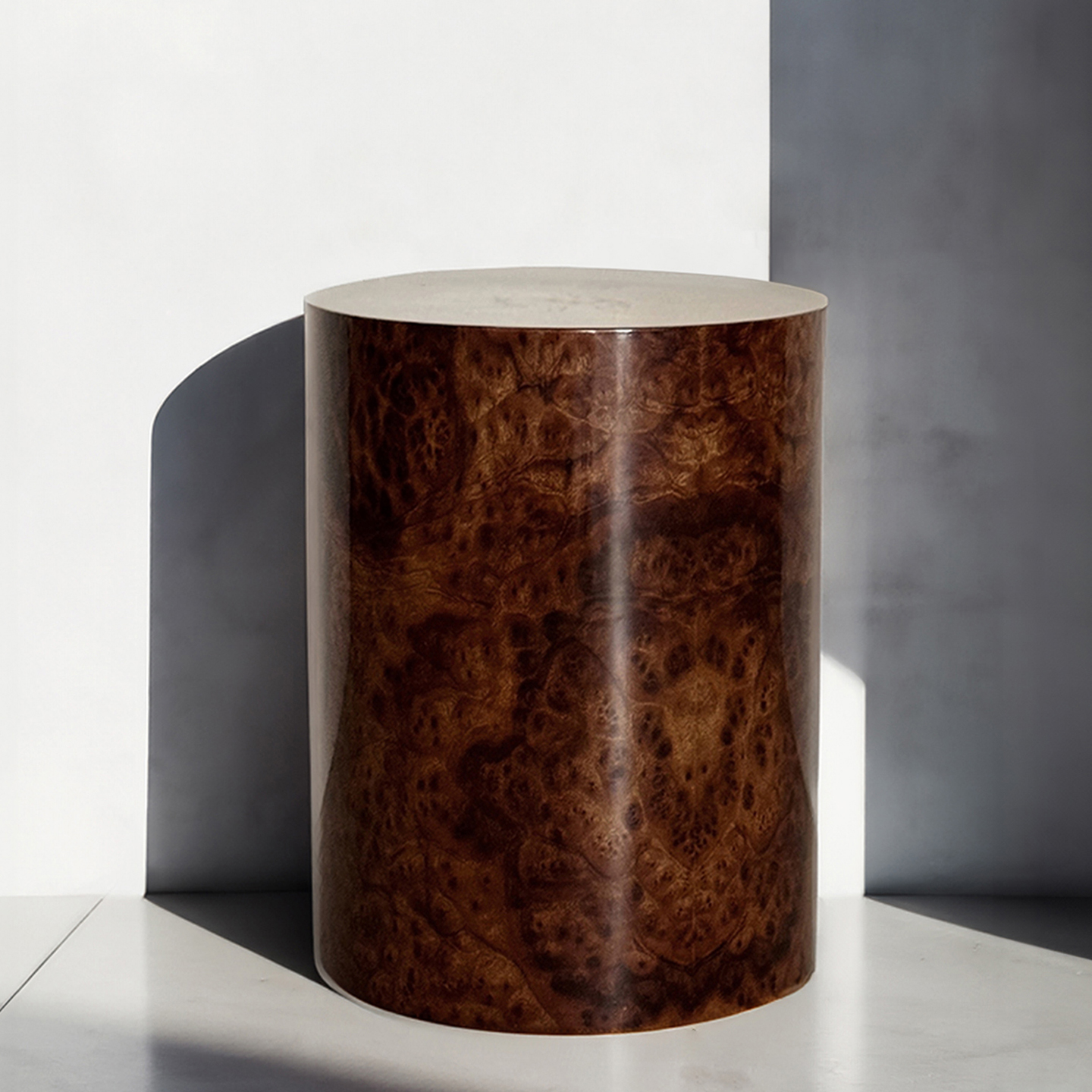 본태스튜디오 앤틱 사이드테이블 원형 / Antique Round Side Table
