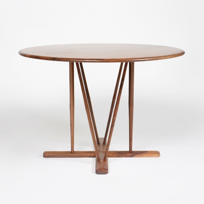 비엘오 스트럿 다이닝 라운드 테이블 월넛 / STRUT DINING ROUND TABLE WALNUT