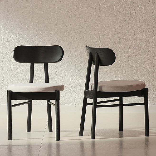 (1월특가) 라미에스 유니 블랙 애쉬 원목 식탁 의자