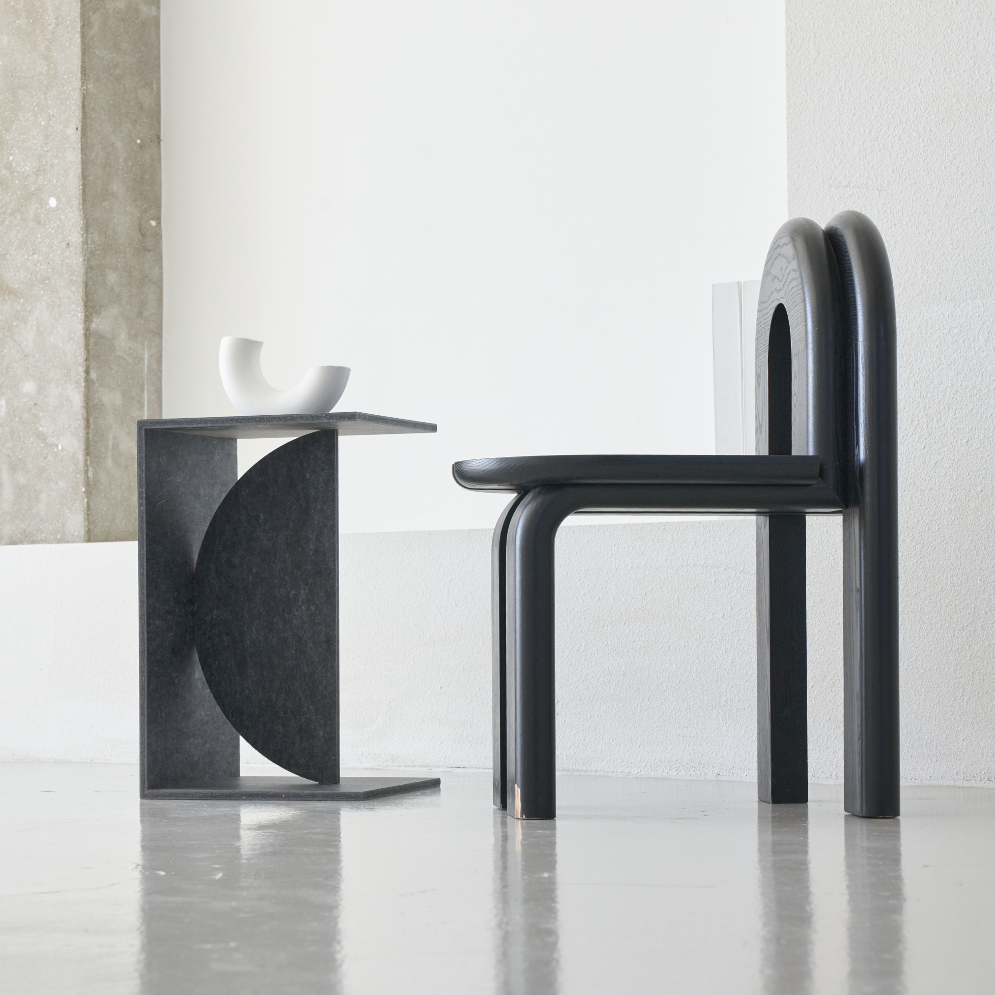 [아울렛] 달리즘 뉴문 사이드테이블