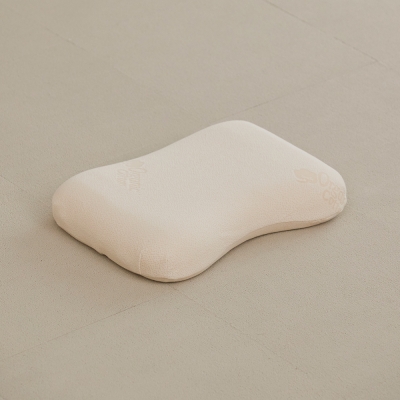 (1월특가) [나비드] 코지 천연라텍스 베개 땅콩형 (겉커버 포함)