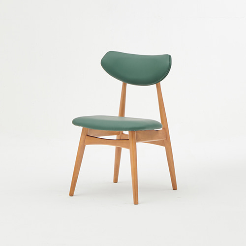 페이브 가죽 체어