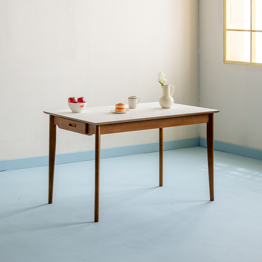 (11월특가) 장미맨숀 나탈리 라미네이트 원목 테이블 1200 2colors