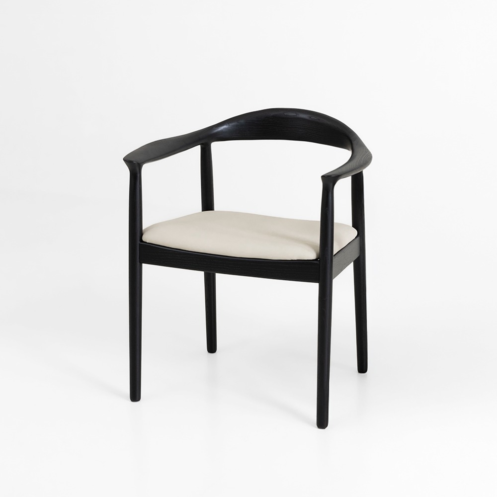 플릭 원목 암체어