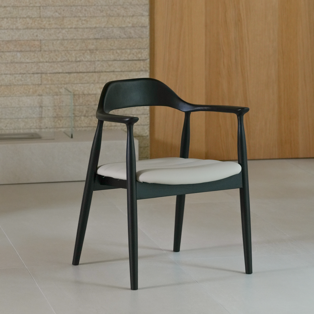 (1월특가) 라미에스 아만 애쉬 블랙 원목 식탁 의자