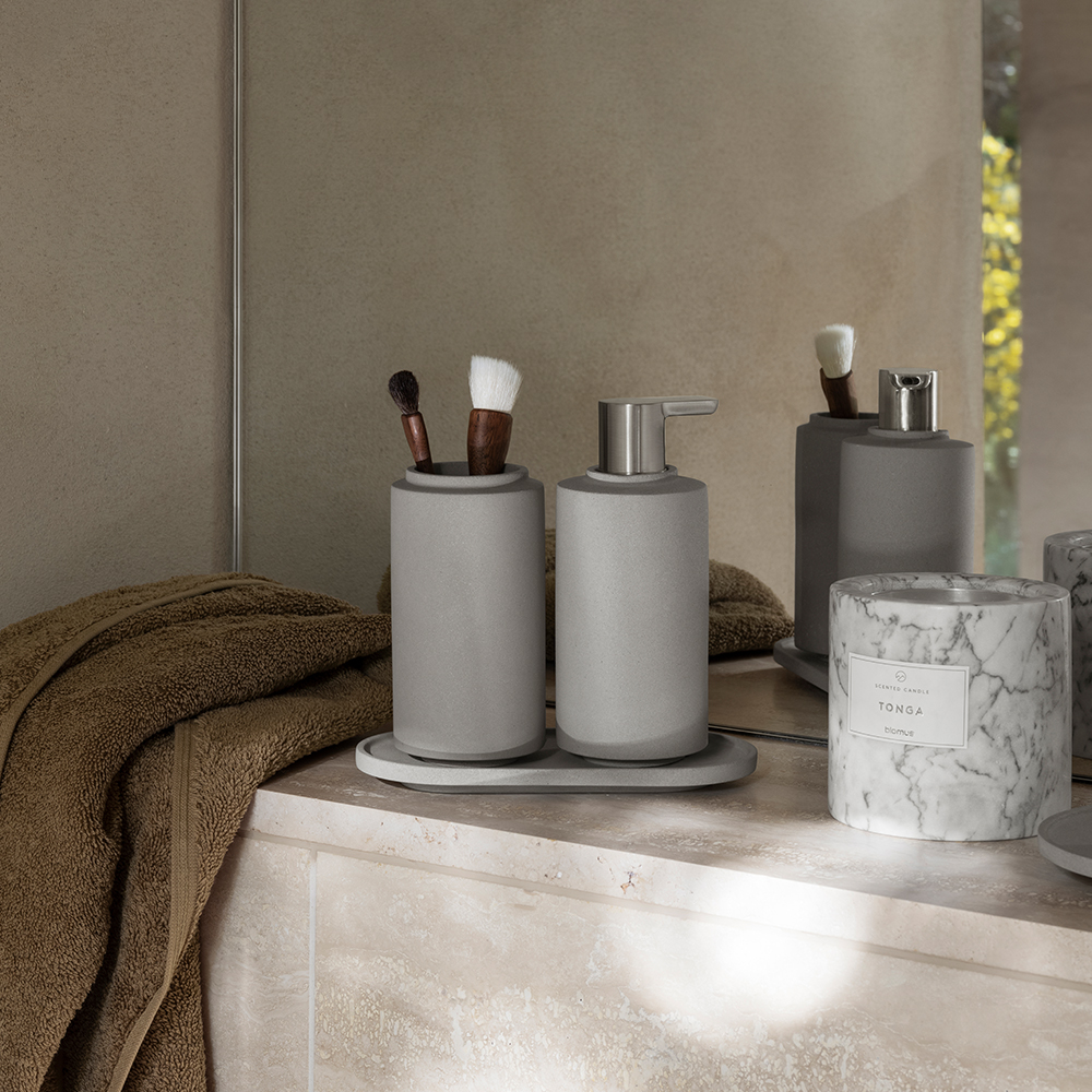 블로무스 크레토 솝디스펜서 2colors