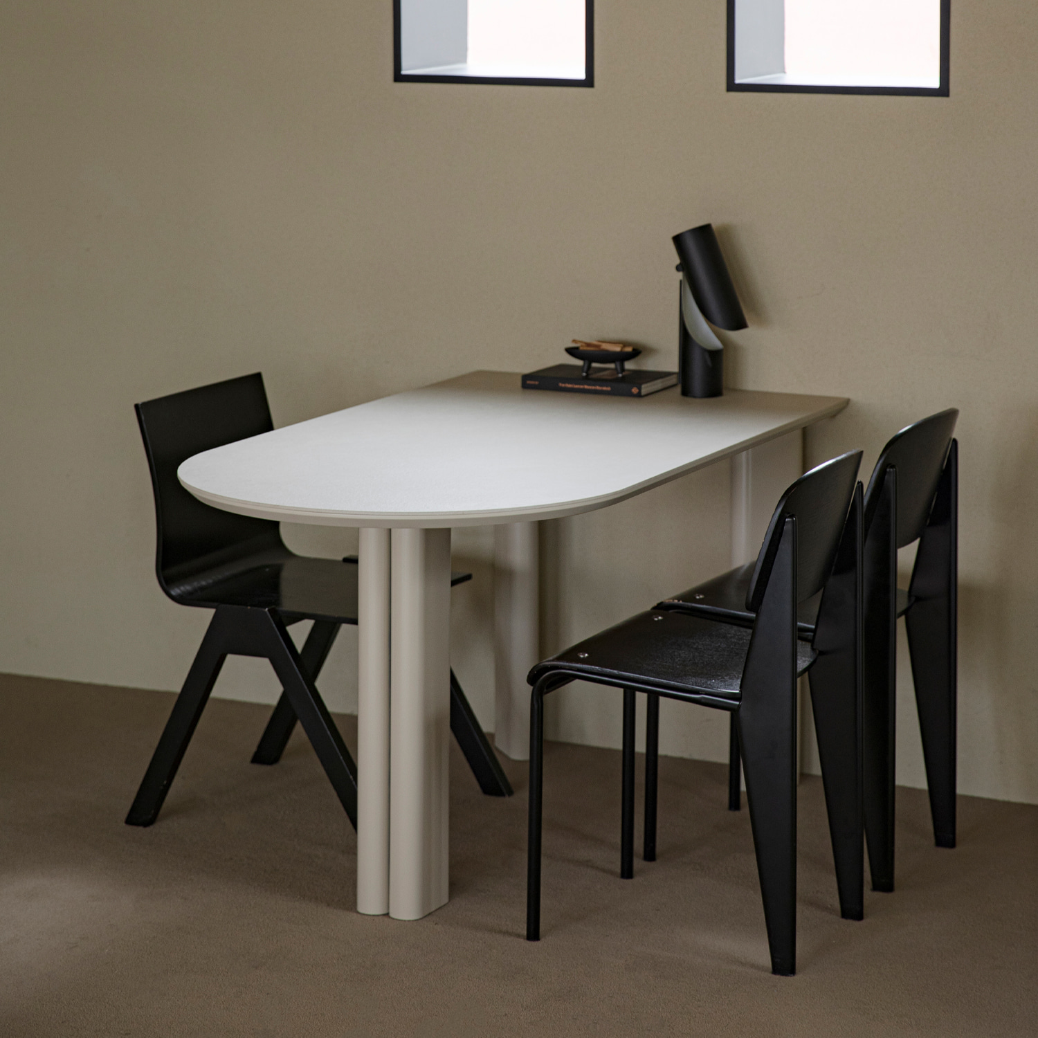 (페스타세일) 베노식스 노르닉 세라믹 반원테이블