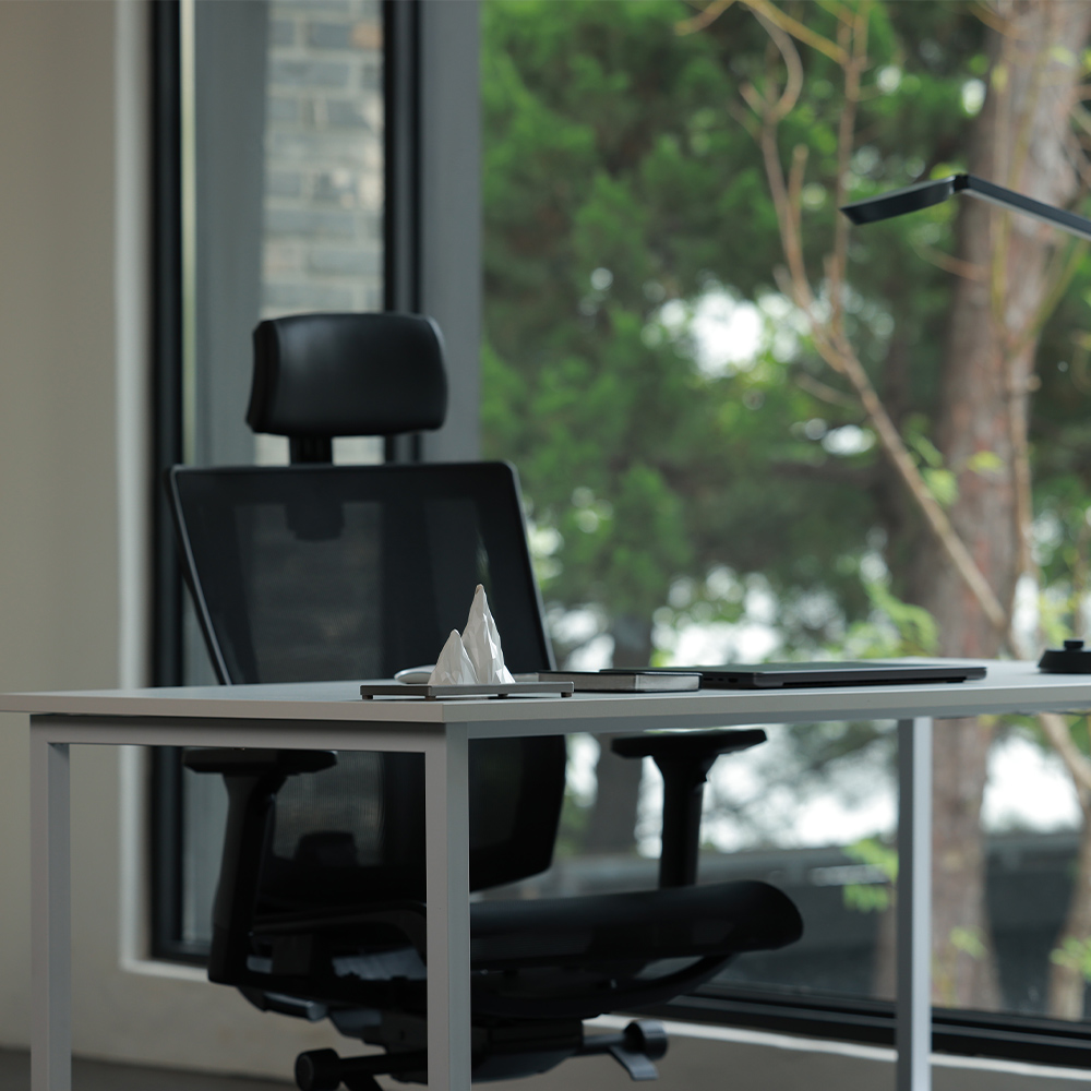 (2월특가) 브릭사 국산 사무용 책상의자 컴퓨터의자 패브릭 블랙 - 3sizes