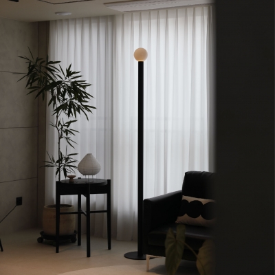 라디룸 피엠엘 니블 미니 1890 포터블 플로어램프 PML-Nibble mini 1890 Portable Floor Stand (전구포함) - All Black