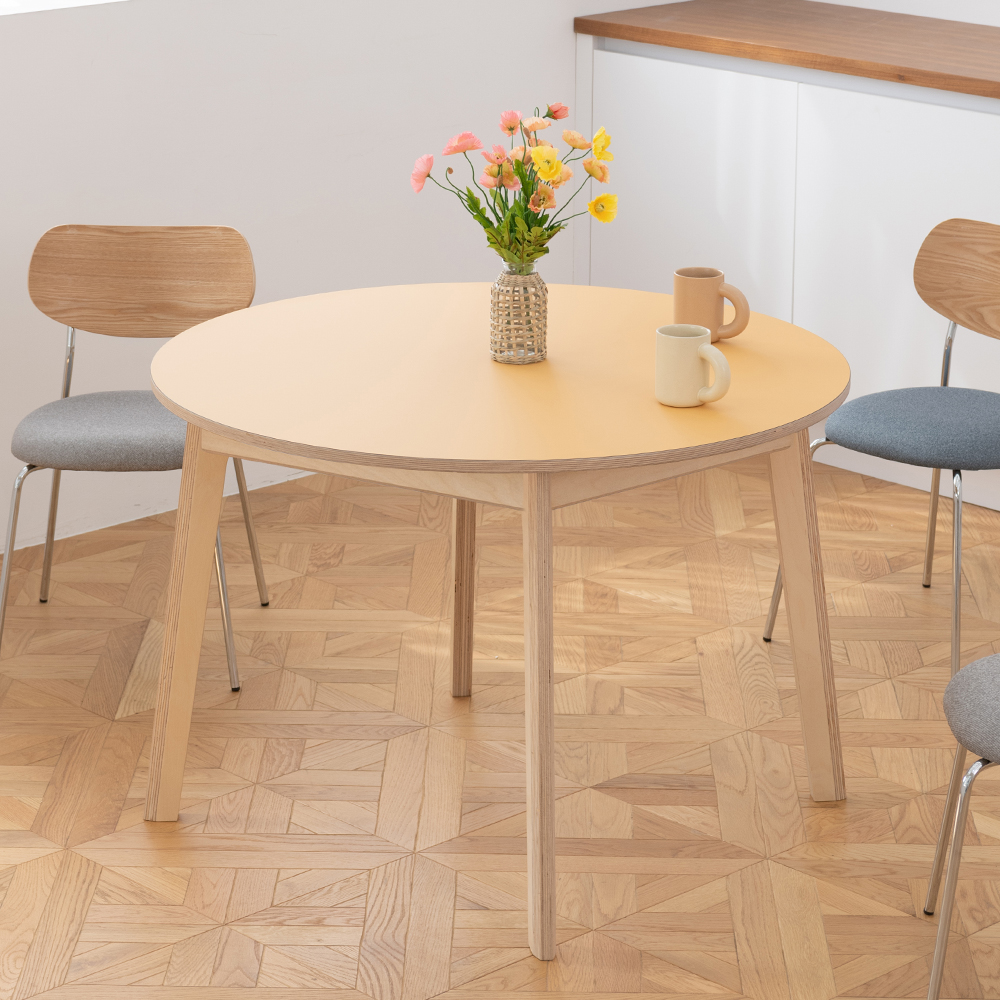 탄스 페닉스 베튤라 테이블