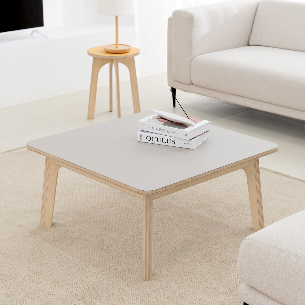 탄스 페닉스 베튤라 바쏘 테이블