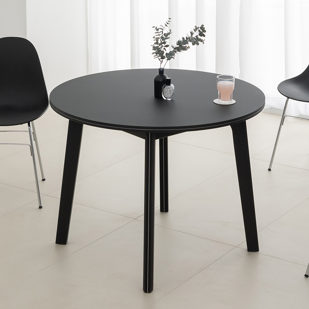 탄스 페닉스 네로 테이블