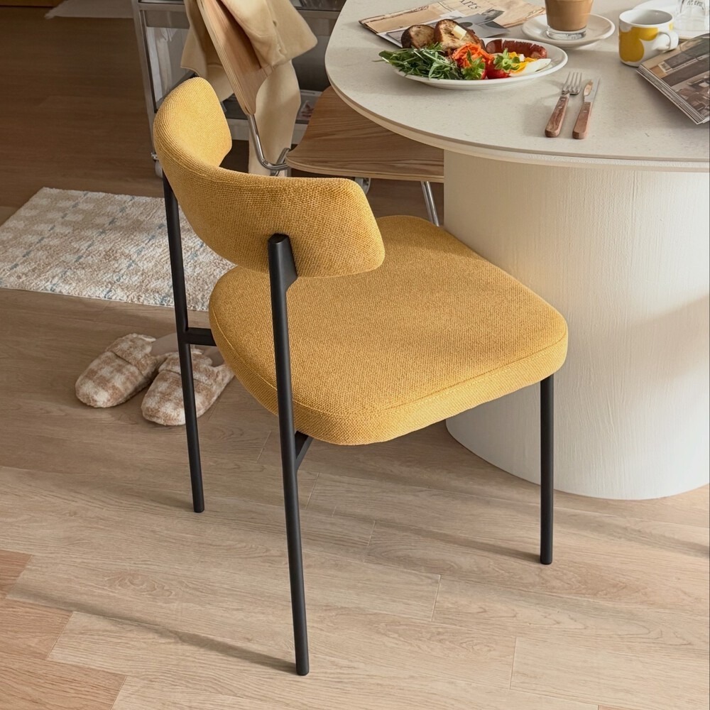 (페스타세일) [단독최저] 헨지디자인 씨엘 라운드 패브릭 체어 (블랙 프레임 / 머스터드)