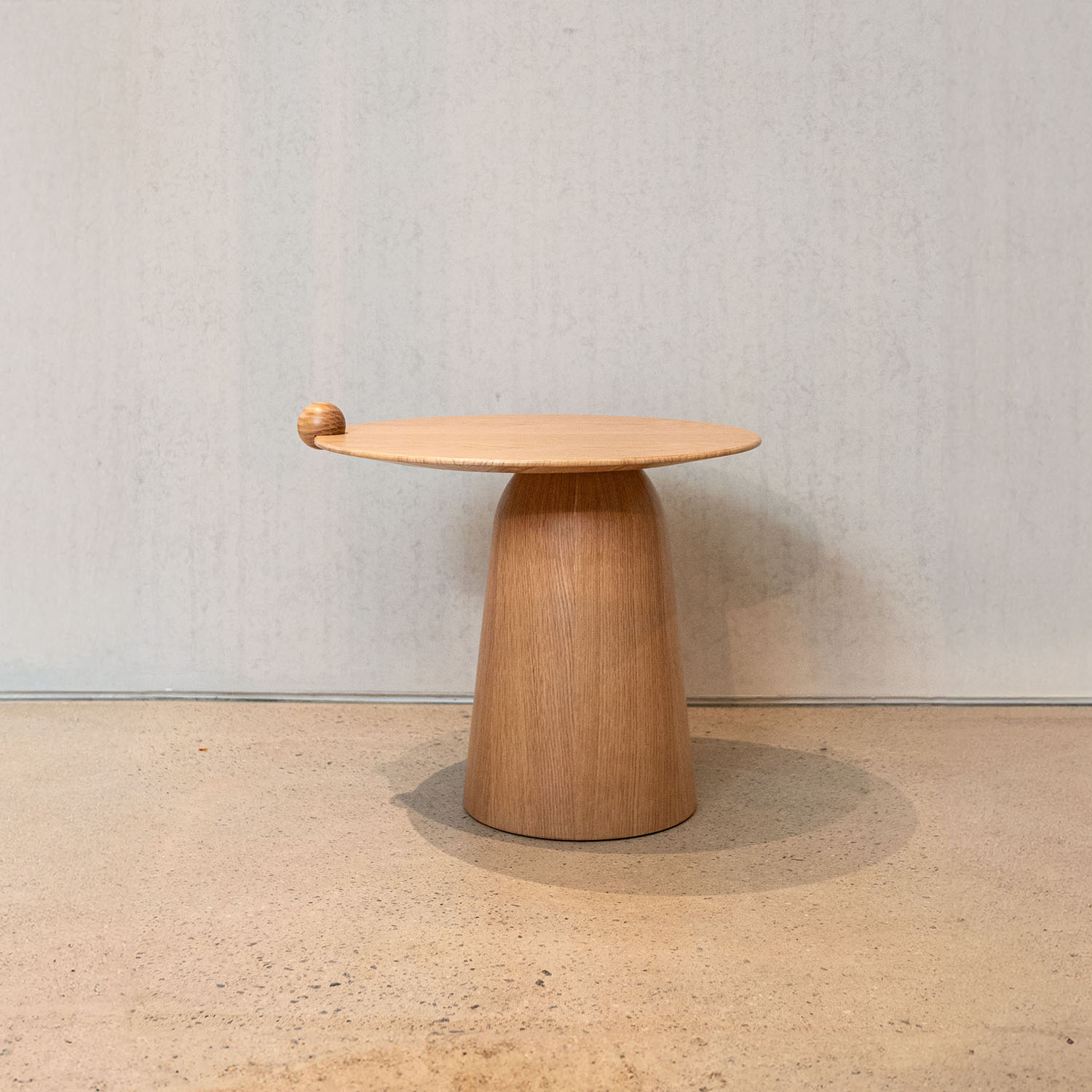 (페스타세일) 무제움 볼핀 테이블 Ball pin table - Oak (2size)