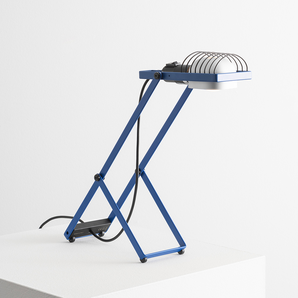 (6월특가) 아르떼미데 신테시 테이블램프 블루 ARTEMIDE Sintesi table Blue (전구포함)