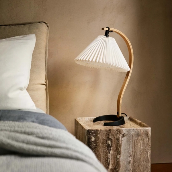 (6월특가) 구비 팀버라인 테이블 램프 Gubi Timberline Table Lamp (전구포함)