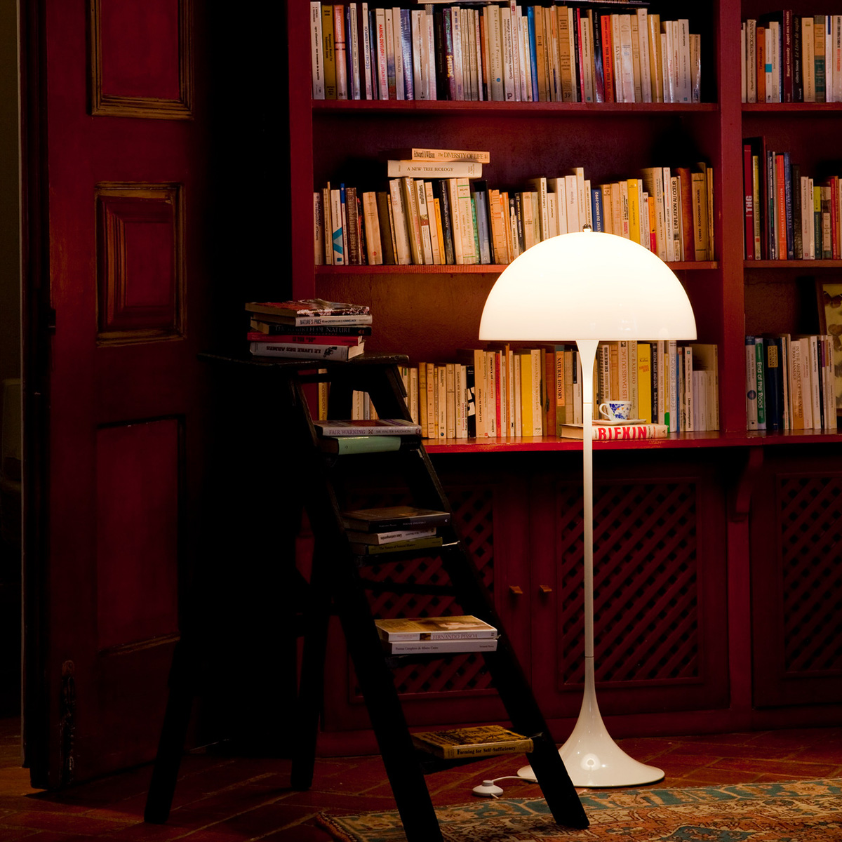 (11월특가) 루이스폴센 판텔라 플로어램프 화이트 오팔 [1% 적립]