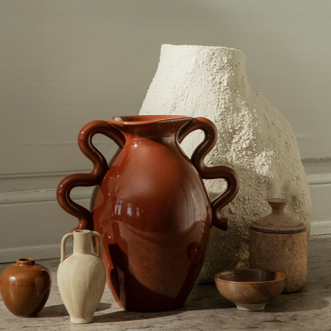 펌리빙 베르소 화병 Verso Vase Terracotta