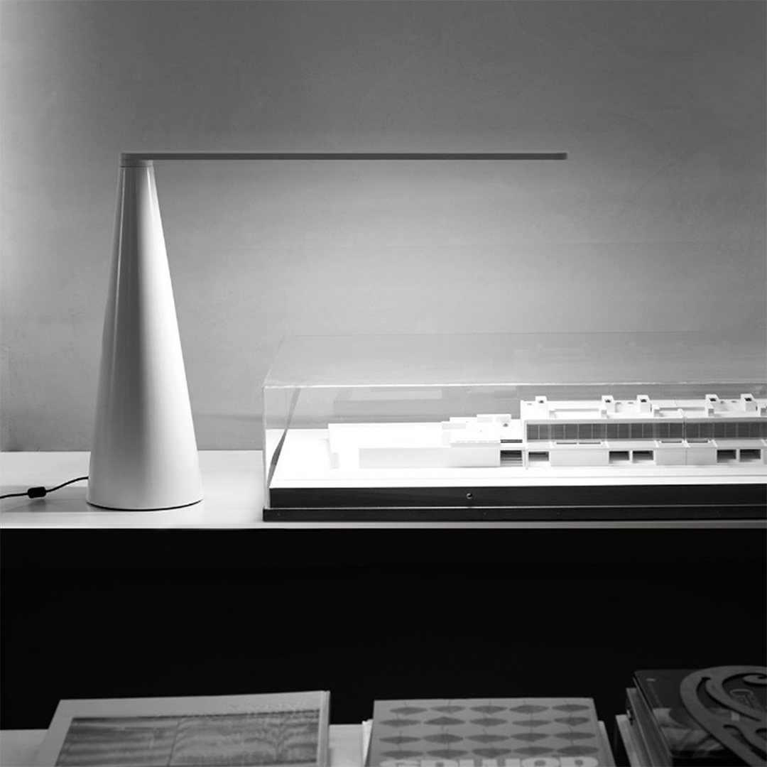 [국내공식정품] 마르티넬리루체 엘리카 테이블램프 Martinelli luce Elica Table Lamp (전구포함)