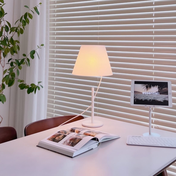 (아울렛) 로데스 하버 테이블 조명 Lodes Hover Table Lamp (새상품)