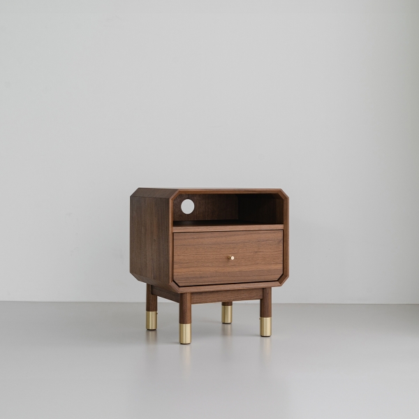 (페스타세일) 우드올렌스 매그 A형 협탁