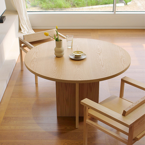 [5만원 적립] 플로티카 칼럼 써클 테이블 (White Oak)