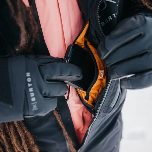 2526 버튼 AK 스노우보드 패딩 자켓 LZ 고어텍스 2L 다운 - 트루 블랙 (100061BA04) 2526 버튼 AK 스노우보드 패딩 자켓 LZ 고어텍스 2L 다운 - 트루 블랙 (100061BA04)