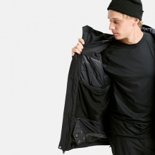 2526 버튼 AK 스노우보드 자켓 헬리텍 고어텍스 2L 스트레치 - 트루 블랙 (149781AA04)