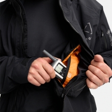 2526 버튼 AK 스노우보드 자켓 싸이클릭 고어텍스 2L - 트루 블랙 (100021BA04)