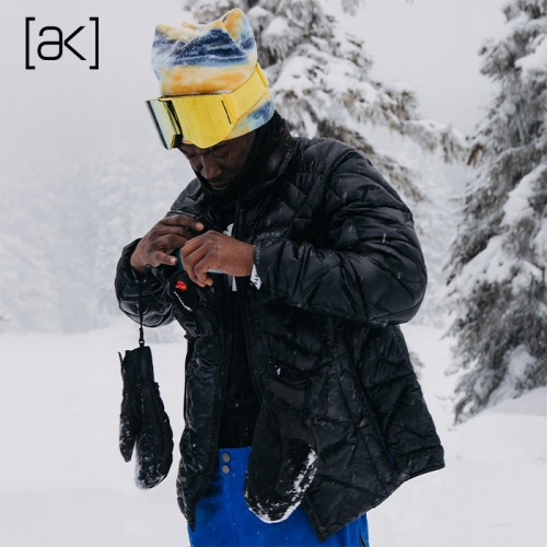 2526 버튼 AK 스노우보드 패딩 자켓 베이커 울트라라이트 다운 - 트루 블랙 (2206612A04) 2526 버튼 AK 스노우보드 패딩 자켓 베이커 울트라라이트 다운 - 트루 블랙 (2206612A04)