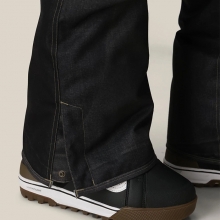 2526 686 육팔육 스노우보드복 팬츠 디컨스트럭티드 데님 - 블랙 데님 (26M3WN227-BLKD)