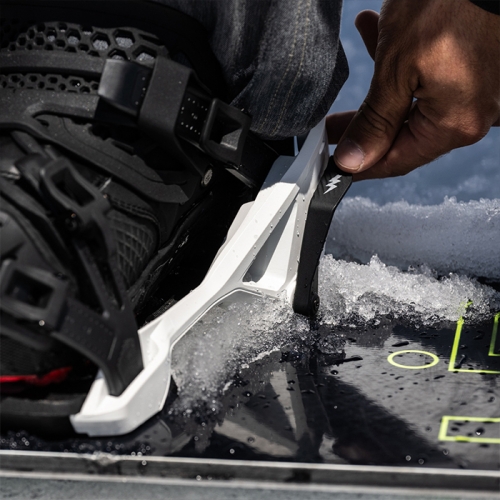 2526 벤트메탈 라이트닝 슈퍼매틱 스노우보드 바인딩 - 화이트 (25BN013-WH) 2526 벤트메탈 라이트닝 슈퍼매틱 스노우보드 바인딩 - 화이트 (25BN013-WH)