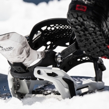 2526 벤트메탈 라이트닝 슈퍼매틱 스노우보드 바인딩 - 화이트 (25BN013-WH)