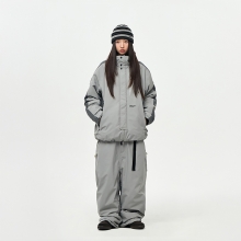 어스투 스노우보드복 코디세트 #26 / 2526 어스투 스노우보드 자켓 아크 플로우 듀얼 톤 OJK004 - 그레이 + 2526 어스투 스노우보드복 팬츠 거셋라인 OSP003 [레귤러핏] - 그레이