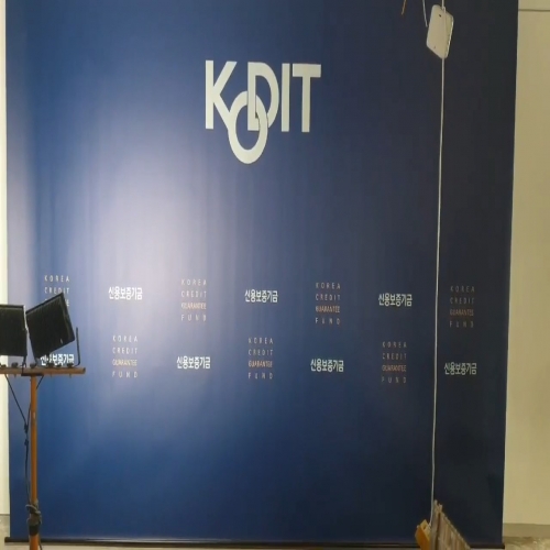 전동암막실사롤스크린(매립형)/전동백드롭스크린, 배경막/전동실사스크린/배경막스크린/전동암막롤스크린 매립형/매립시공