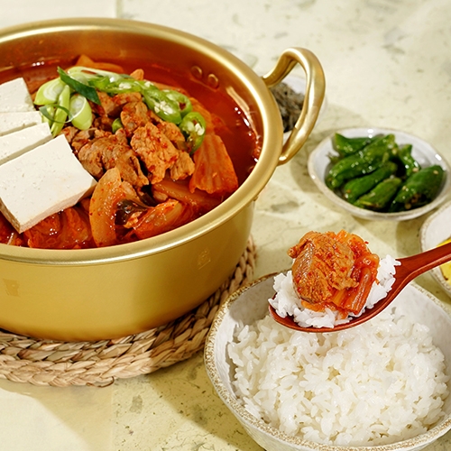 고기듬뿍 시골 김치찌개 (2인분)