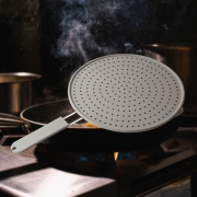 개별비닐포장 더퍼 실리콘 프라이팬 팬커버 기름튐방지 덮개 2size