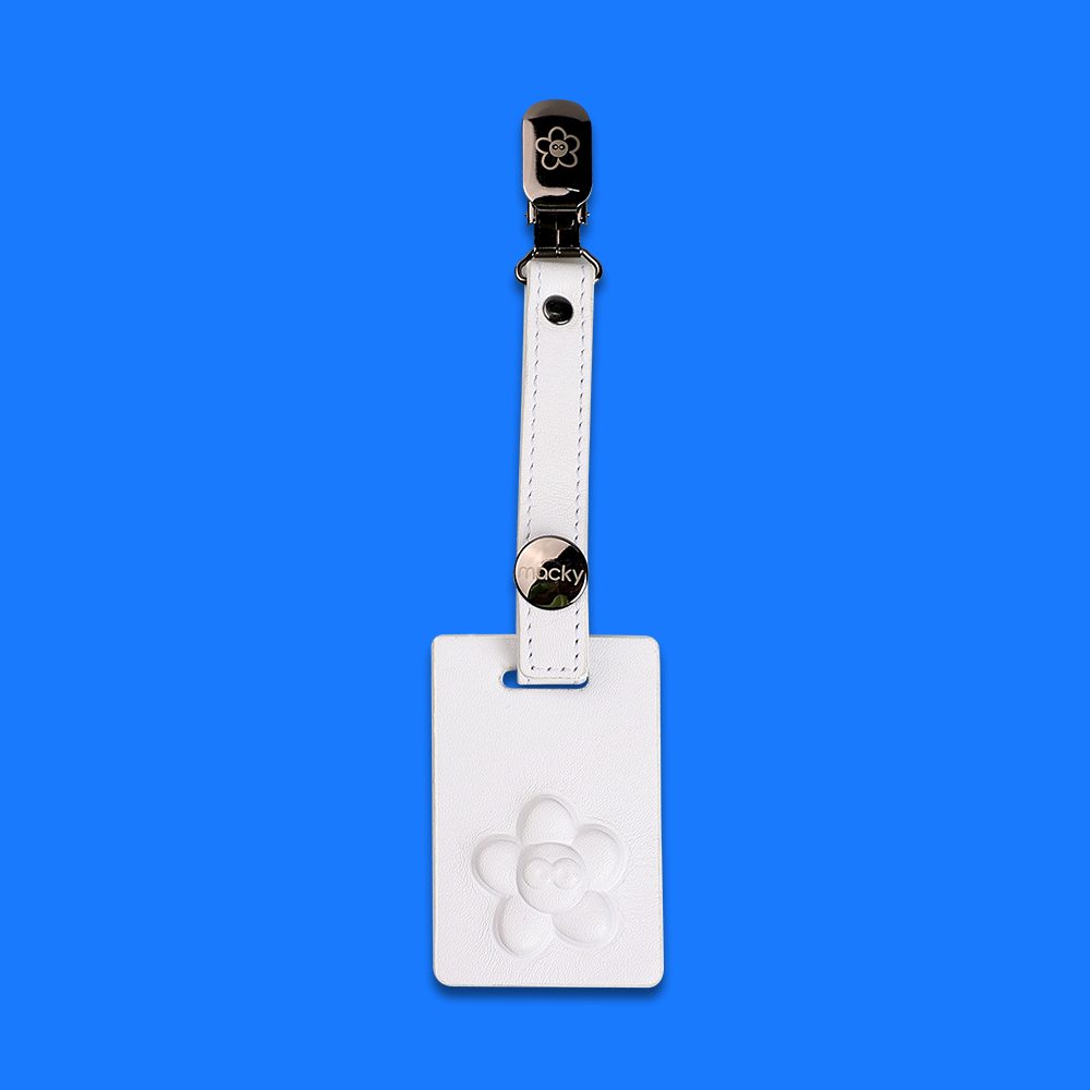 silly logo putter keeper_white