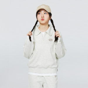 [소이] 여자 가을이월 오트밀카라맨투맨셋업티(24F0751)