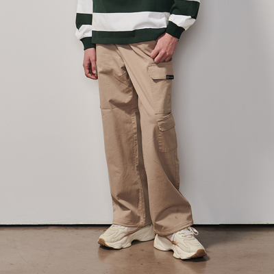 [에꼴리에] 남자 봄이월 멀티포켓 면카고스트링바지(25A0204)