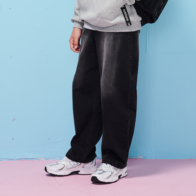 [에꼴리에] 남자 봄이월 벌룬와이드 블랙워싱진(25C1206)